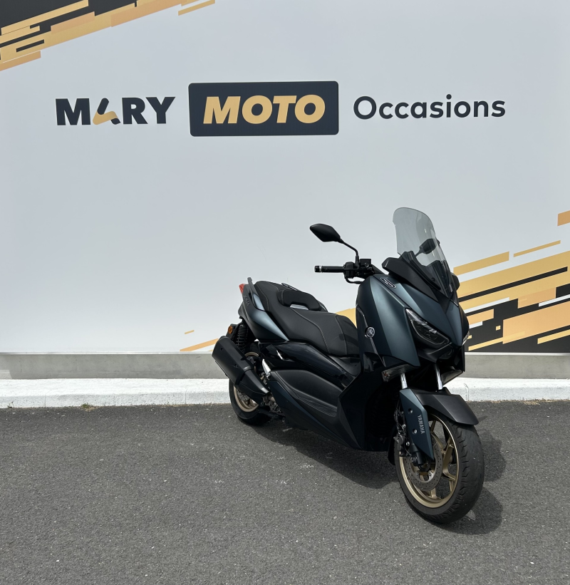Yamaha XMAX 300 Tech Max