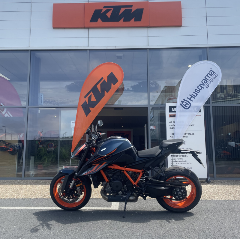 KTM 1290 SUPER DUKE R 