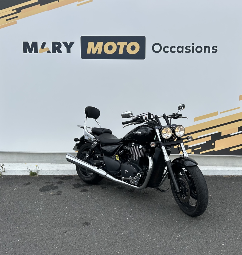 TRIUMPH THUNDERBIRD 1700 STORM 