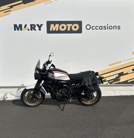 YAMAHA XSR 700 ABS