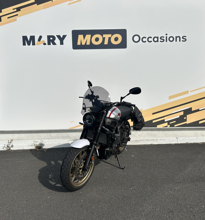 Yamaha XSR 700 ABS