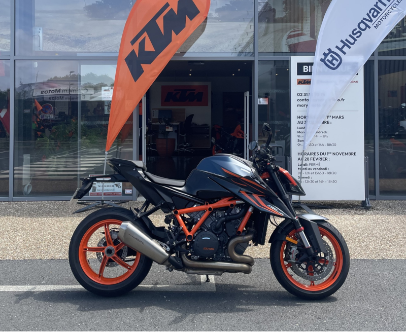 KTM 1290 SUPER DUKE R 