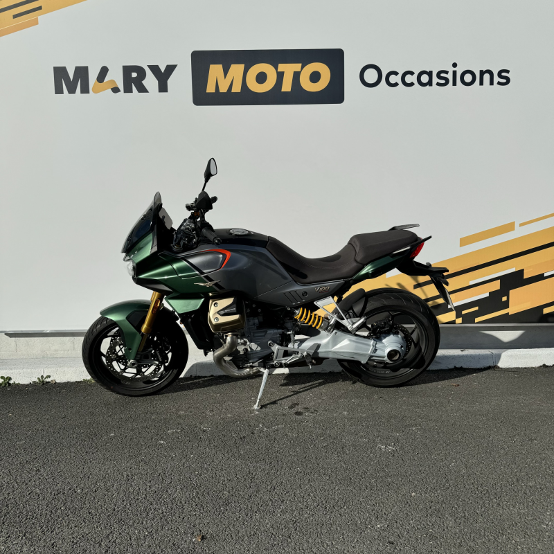 Moto Guzzi V100  MANDELLO 