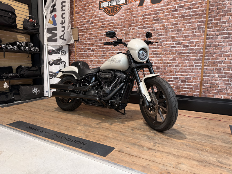 HARLEY DAVIDSON SOFTAIL LOW RIDER 1868 S 