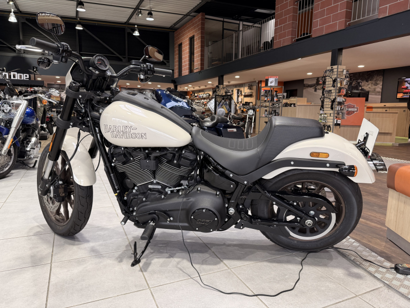 HARLEY DAVIDSON SOFTAIL LOW RIDER 1923 S 