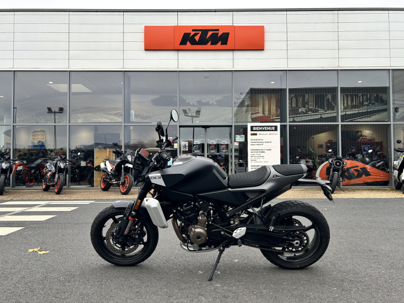 Husqvarna SVARTPILEN 801 