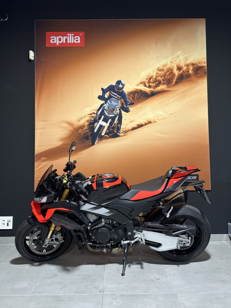 Aprilia TUONO 1100 V4 FACTORY 