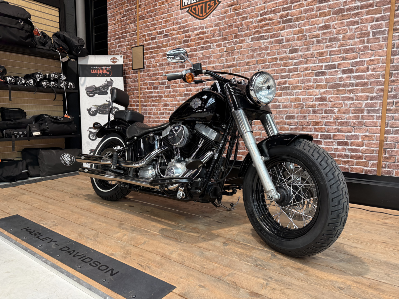 HARLEY DAVIDSON SOFTAIL SLIM 1690 