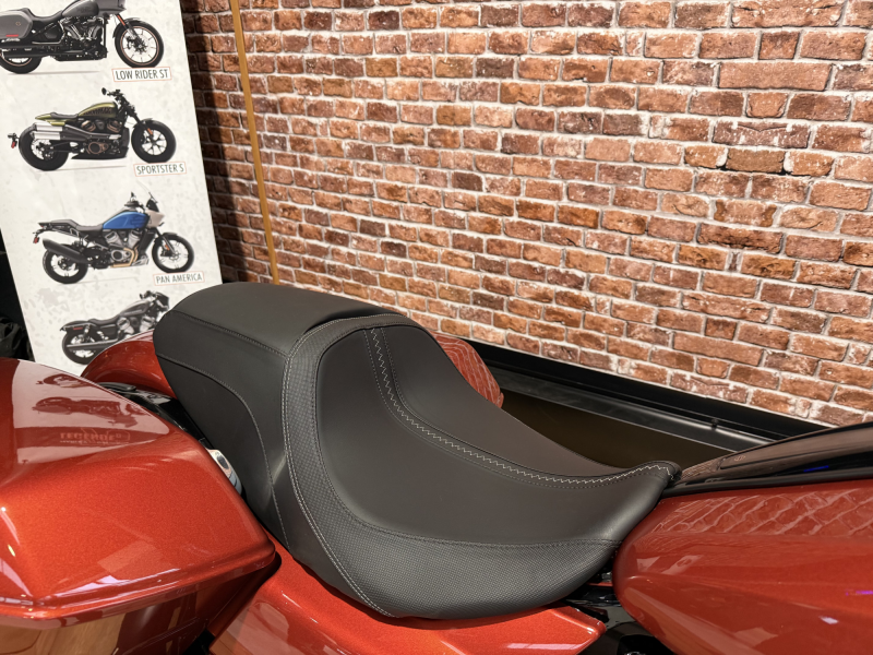 HARLEY DAVIDSON TOURING STREET GLIDE 1923 