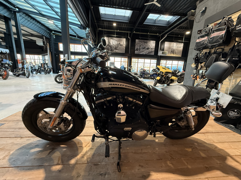 HARLEY DAVIDSON SPORTSTER CUSTOM 1200 CA 