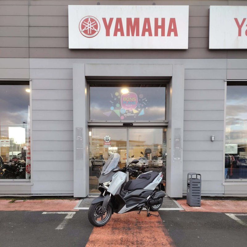 Yamaha XMAX 125 TECH MAX 