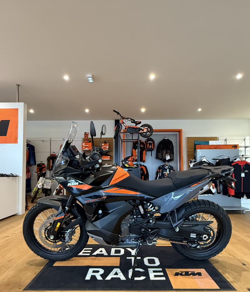 KTM 890 ADVENTURE 