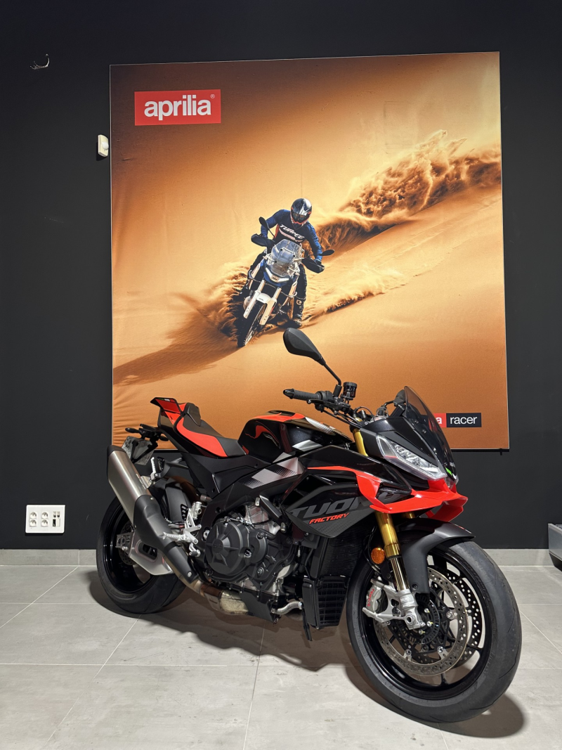 Aprilia TUONO 1100 V4 FACTORY 