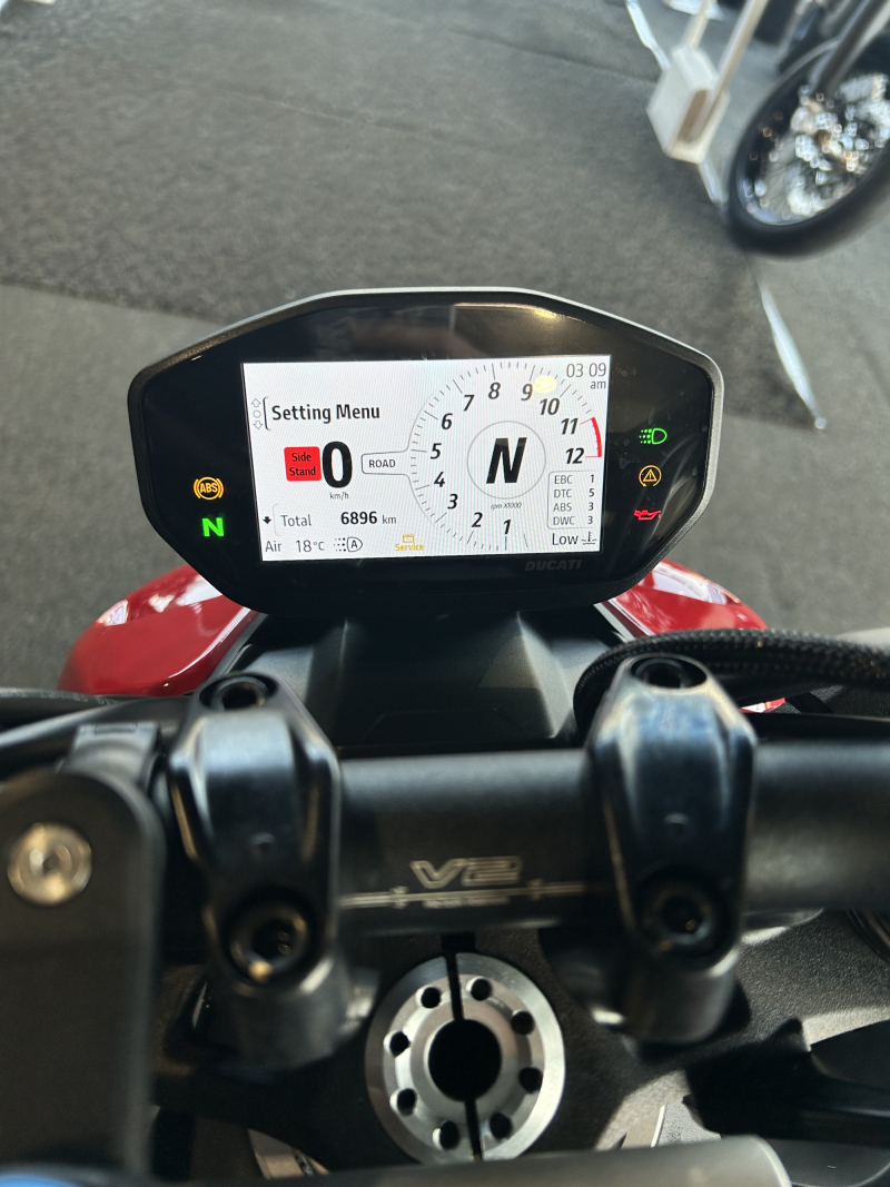 DUCATI STREETFIGHTER 