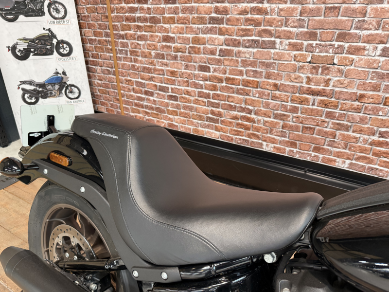 HARLEY DAVIDSON SOFTAIL LOW RIDER 1923 S 