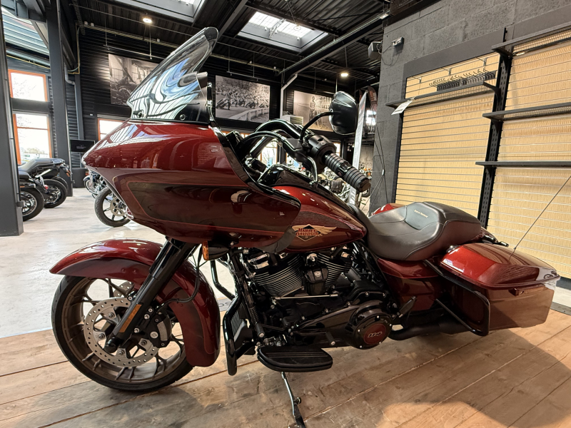 HARLEY DAVIDSON TOURING ROAD GLIDE 1868 SPECIAL 