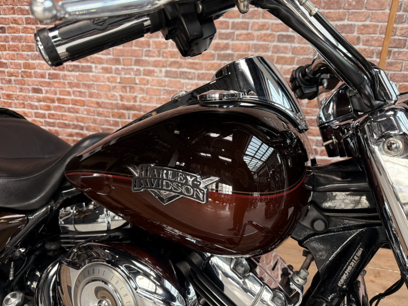 HARLEY DAVIDSON TOURING ROAD KING 1584 CLASSIC 