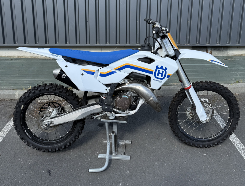 Husqvarna TC 125 
