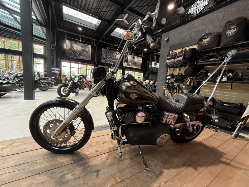 HARLEY DAVIDSON DYNA WIDE GLIDE 1690 