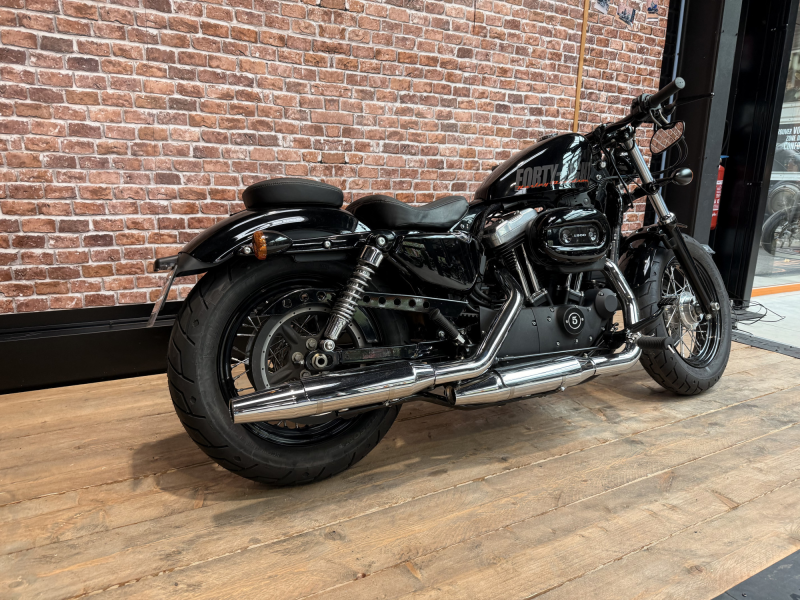 HARLEY DAVIDSON SPORTSTER FORTY-EIGHT 1200 