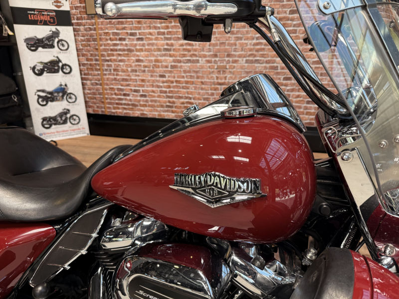 HARLEY DAVIDSON TOURING ROAD KING 1745 
