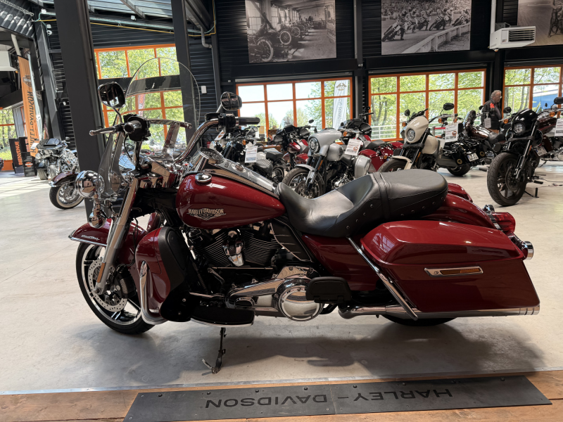 HARLEY DAVIDSON TOURING ROAD KING 1745 
