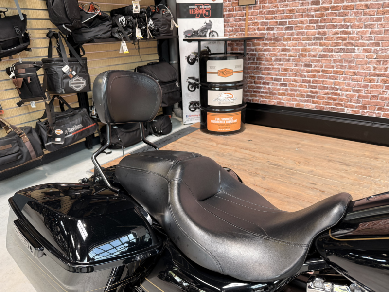 HARLEY DAVIDSON TOURING STREET GLIDE 1690 