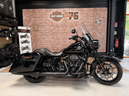 HARLEY-DAVIDSON TOURING...