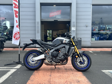 YAMAHA MT-09 SP