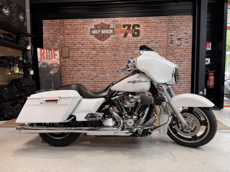 HARLEY-DAVIDSON TOURING...