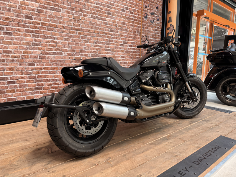 HARLEY DAVIDSON SOFTAIL FAT BOB 1868 