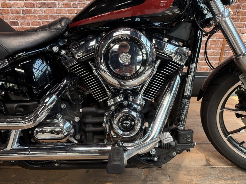 HARLEY DAVIDSON SOFTAIL LOW RIDER 1745 