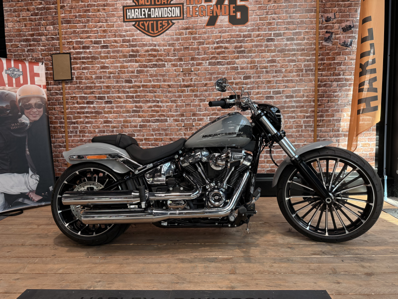HARLEY DAVIDSON SOFTAIL BREAKOUT 1923 