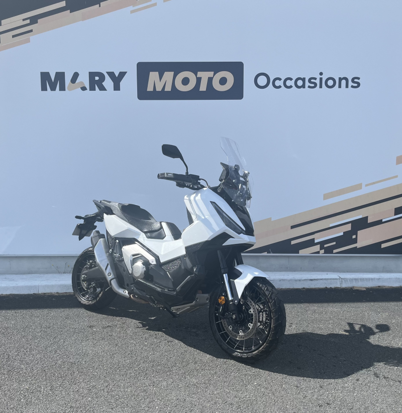HONDA X-ADV 750 