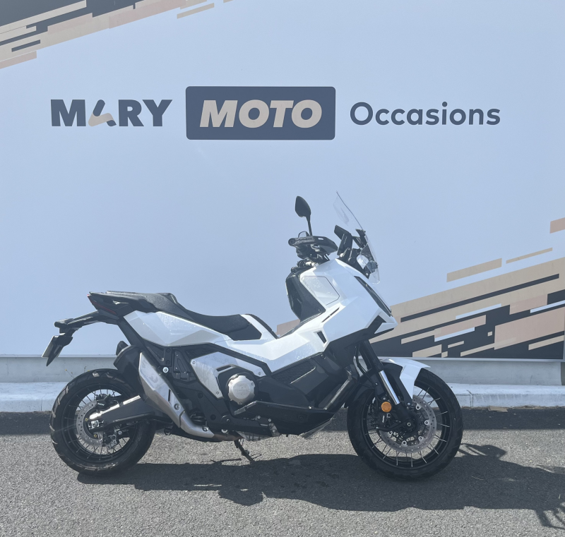 HONDA X-ADV 750 