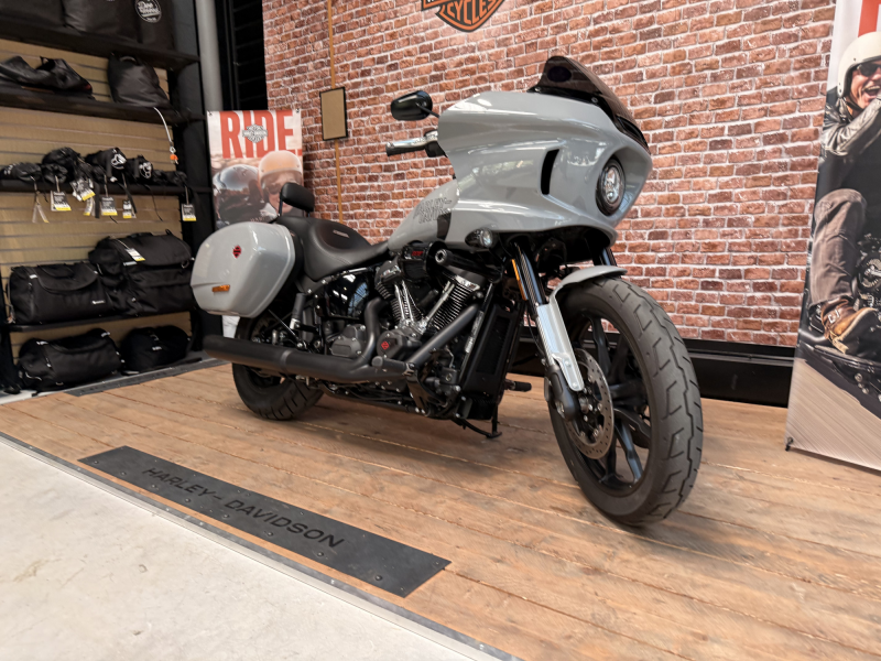 HARLEY DAVIDSON SOFTAIL LOW RIDER 1923 ST 