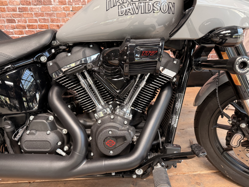 HARLEY DAVIDSON SOFTAIL LOW RIDER 1923 ST 