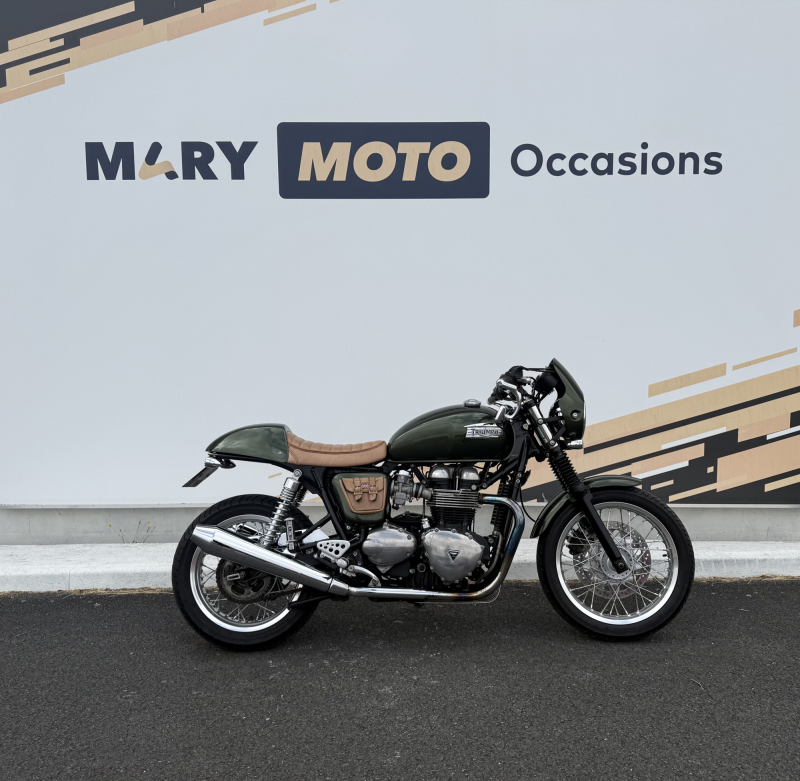 TRIUMPH THRUXTON 900 
