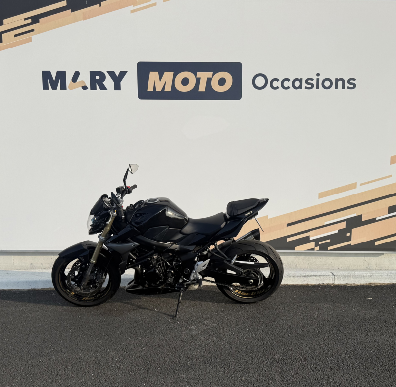 Suzuki GSR 750 