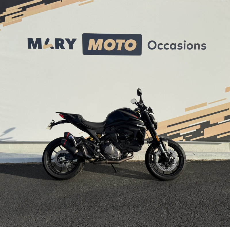 DUCATI MONSTER 900 