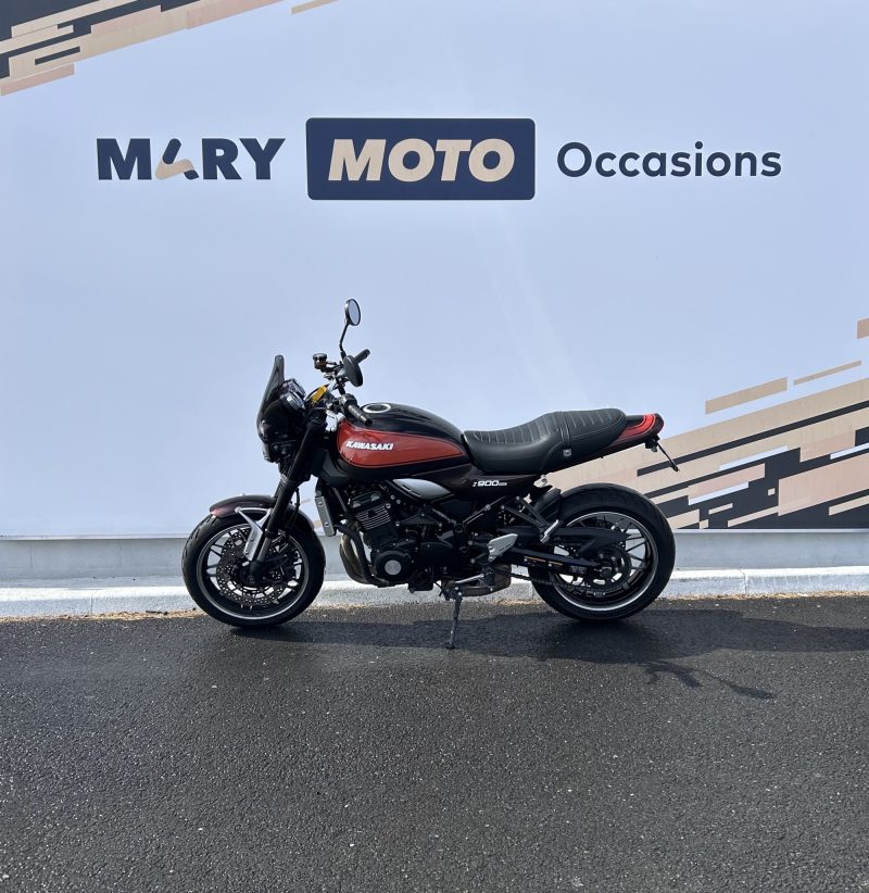 Kawasaki Z900RS 