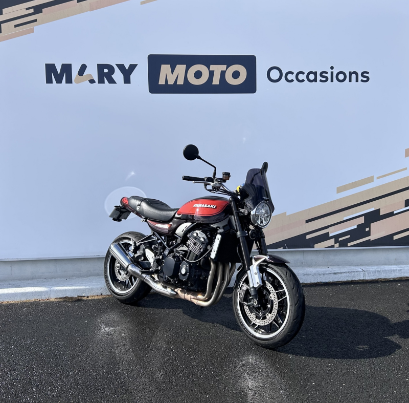 Kawasaki Z900RS 