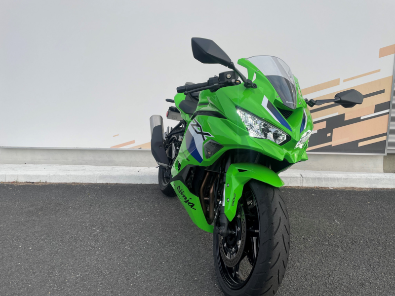 Kawasaki ZXR-4 
