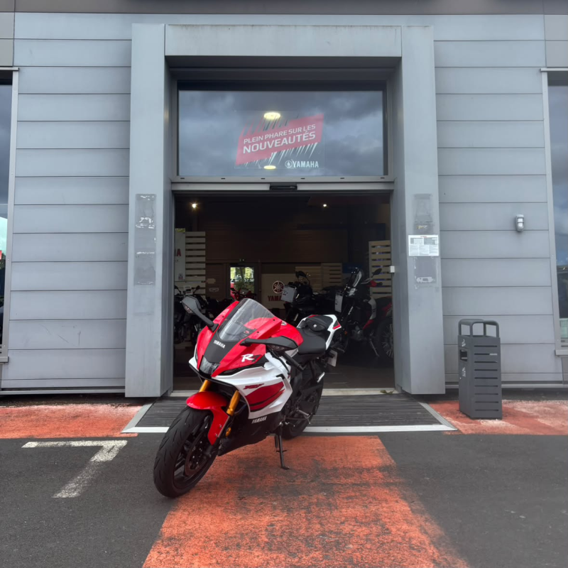 Yamaha YZF-R7 