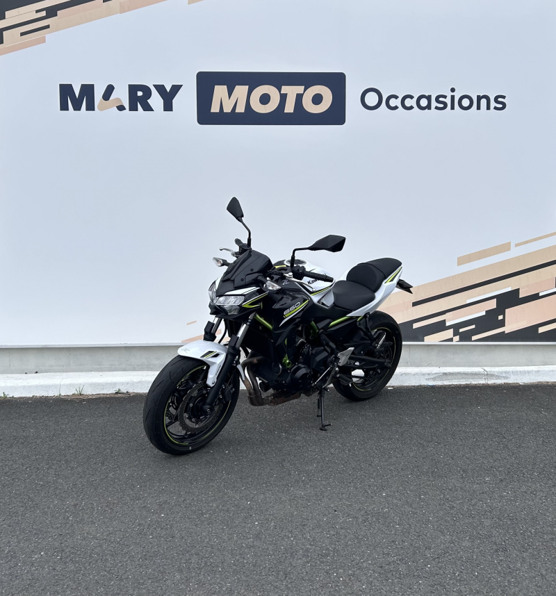 Kawasaki Z 650 (47.5CV) 