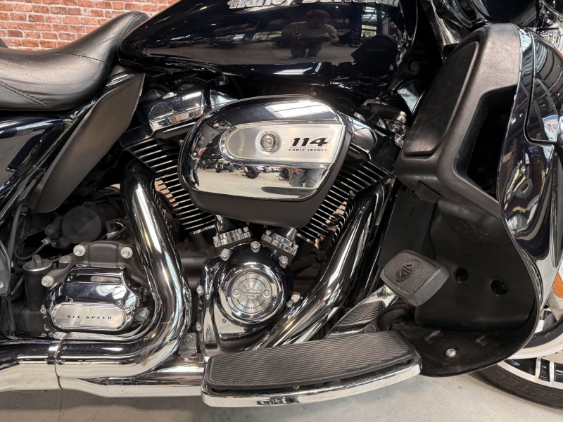 HARLEY DAVIDSON TOURING ELECTRA GLIDE 1868 ULTRA LIMITED 