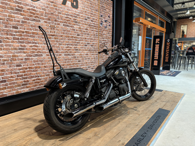HARLEY DAVIDSON DYNA STREET BOB 1584 