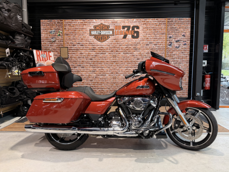 HARLEY-DAVIDSON TOURING...