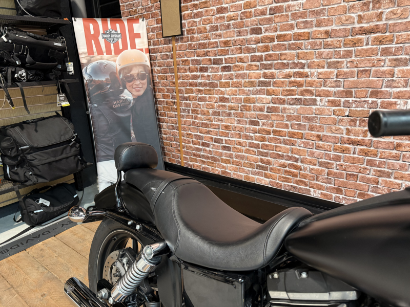 HARLEY DAVIDSON DYNA STREET BOB 1690 HARLEY-DAVIDSON DYNA STREET BOB 1690