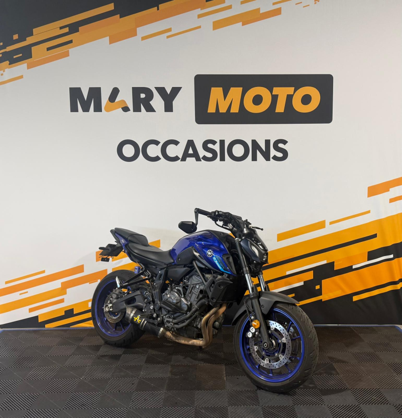 Yamaha MT-07 YAMAHA MT-07
